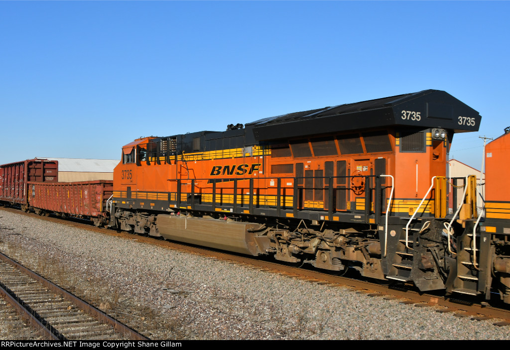 BNSF 3735 Roster shot.